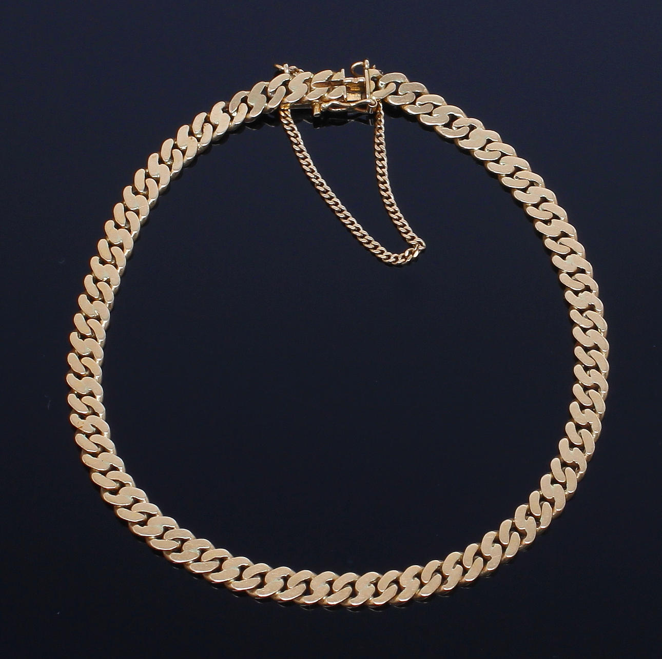 ARMBAND, 18k guld, pansar, stmpl H.Gr Imp. Vikt 7,3 gram.