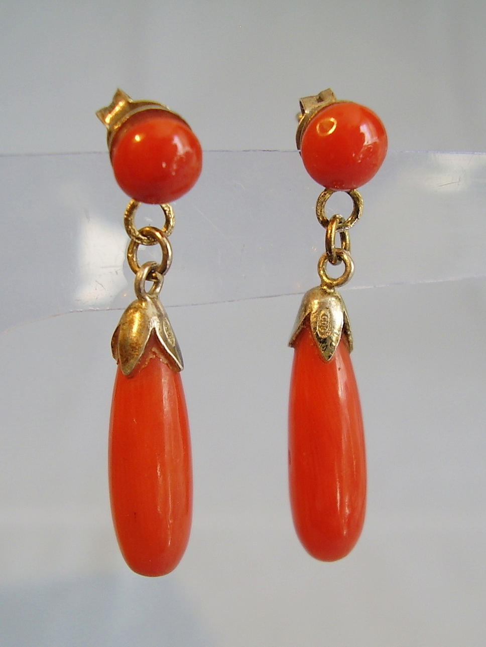 PENDIENTES CORAL ANTIGUO ITALIA 1920.