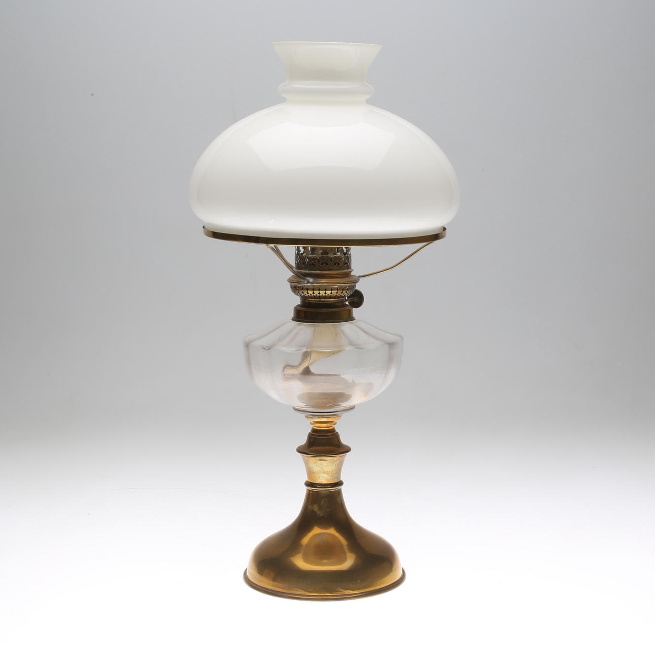 BORDSLAMPA, fotogen.