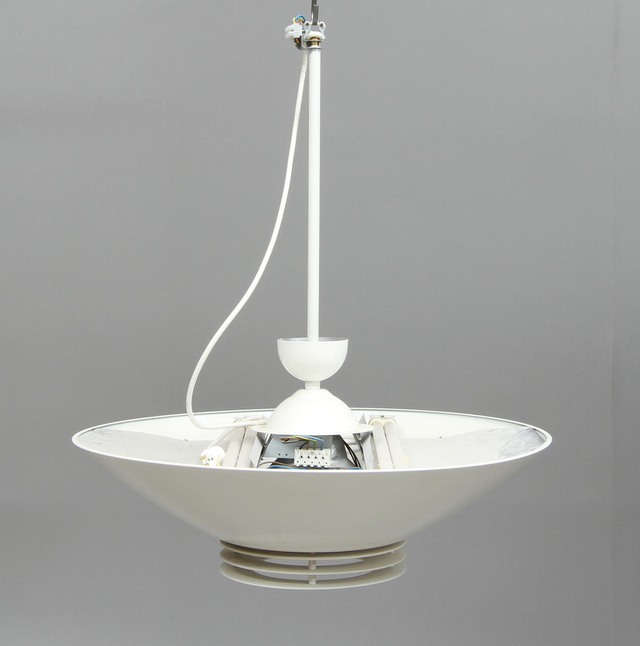 TAKLAMPA, metall, "Carmen" Ateljé Lyktan Åhus.