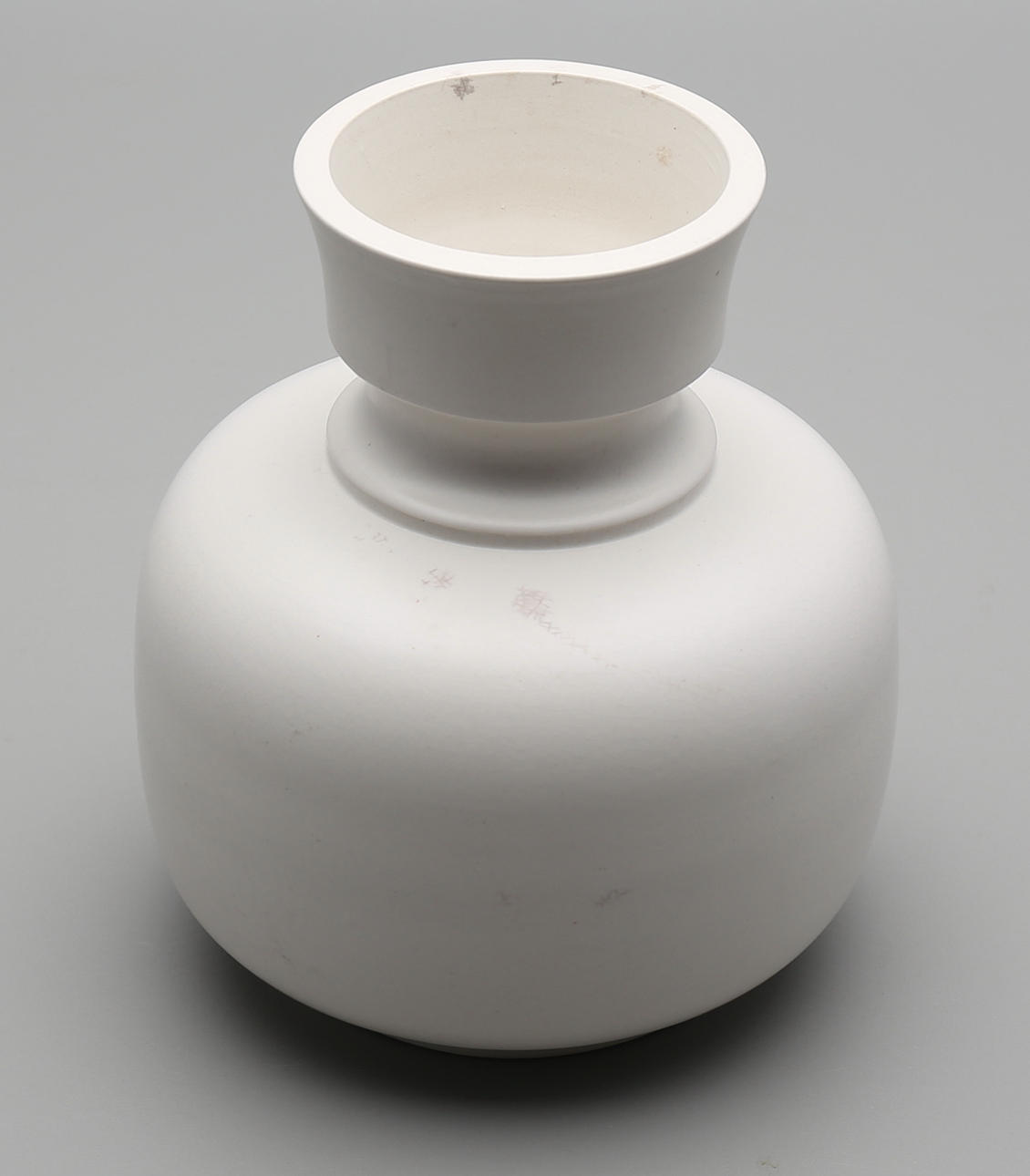 WILHELM KÅGE. VAS, stengods, "Cararra", Gustavsberg.