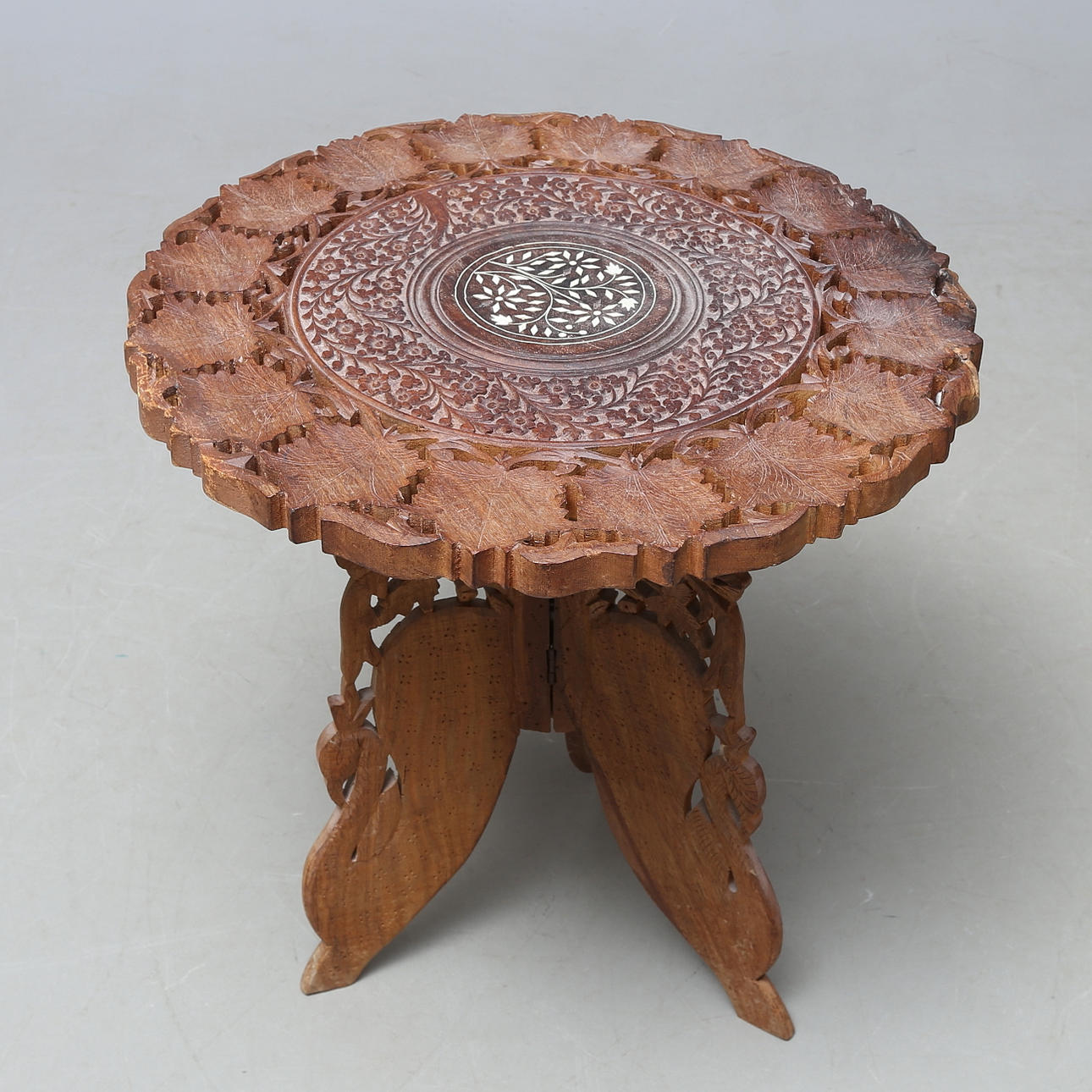 BEISTELLTISCH, Holz, wohl Afrika, 20. Jh.