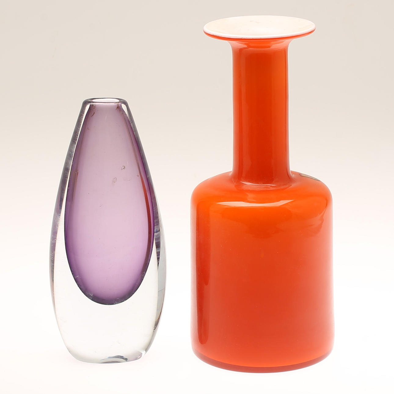 VASER, 2 stycken, Ryds glasbruk samt Strömbergshyttan.