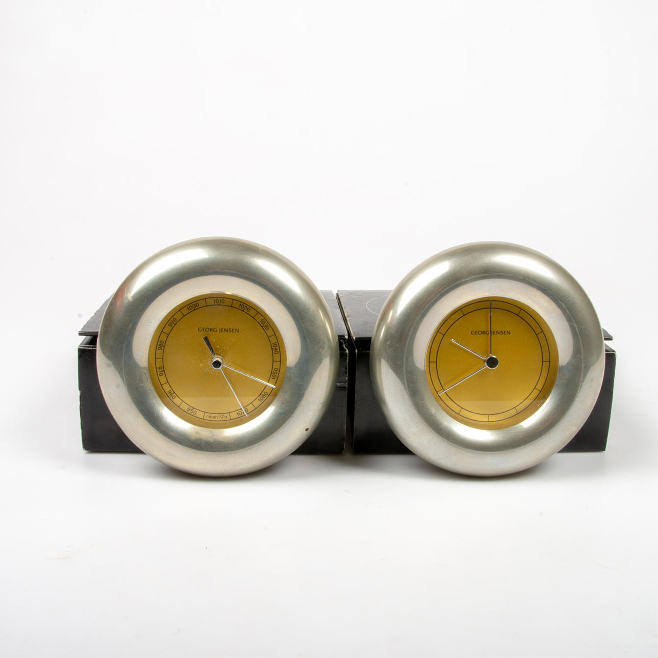 CLOCK AND BAROMETER, design Andreas Mikkelsen, Georg Jensen.