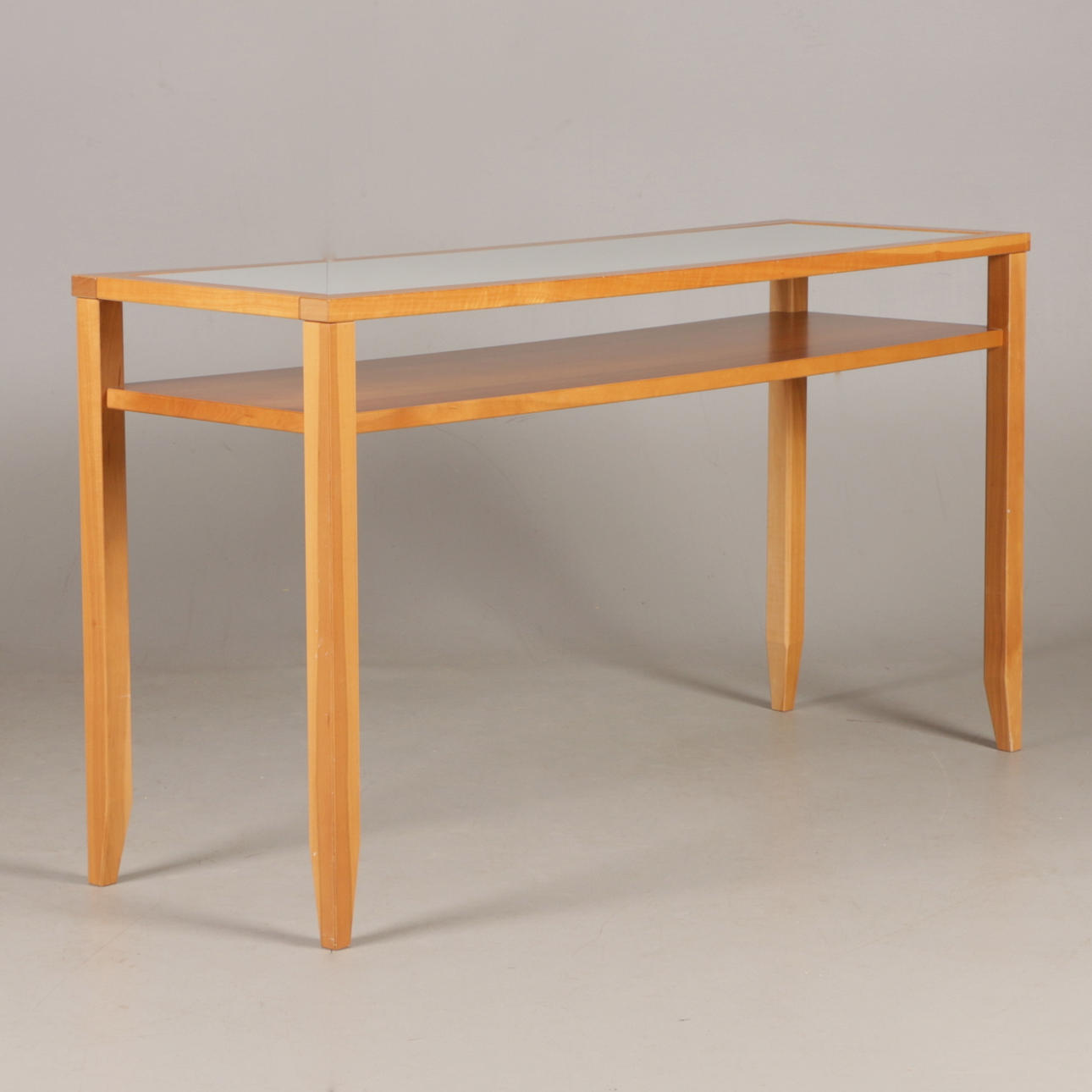 SIDEBOARD, glasskiva, samtida.