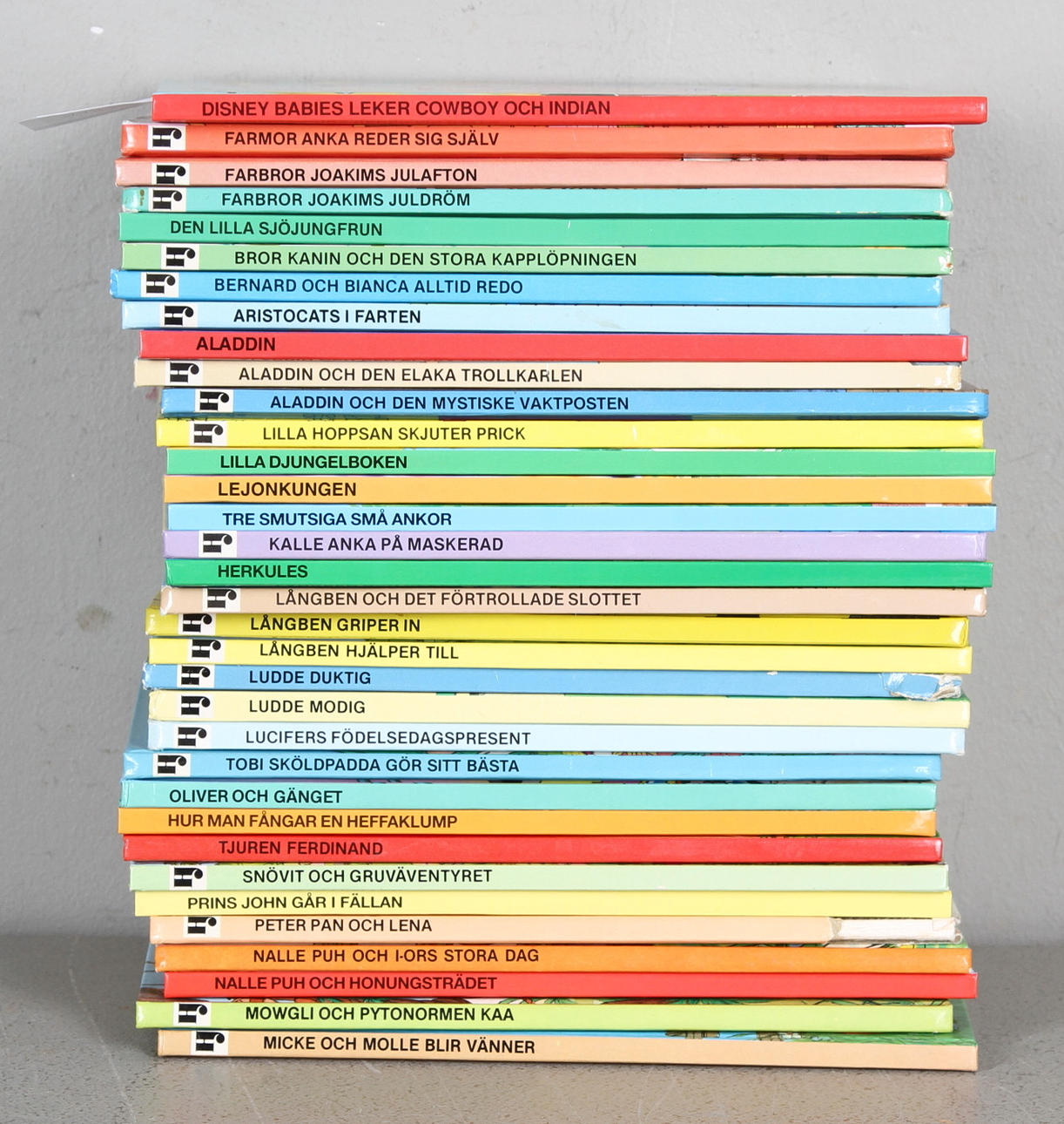 BARNBÖCKER, 34 st, Walt Disney.