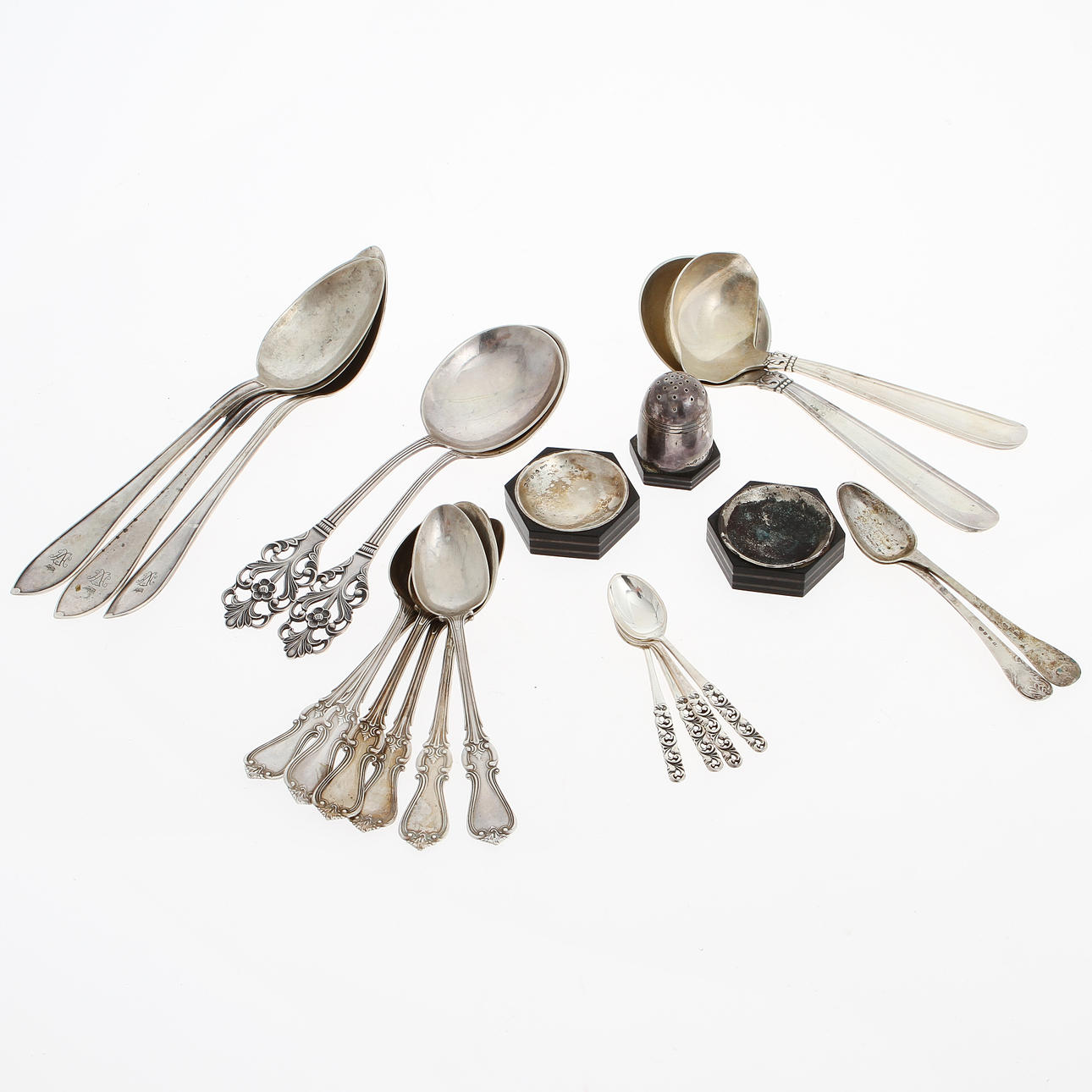 PARTI SILVER, 19 delar, ca 620 gram.