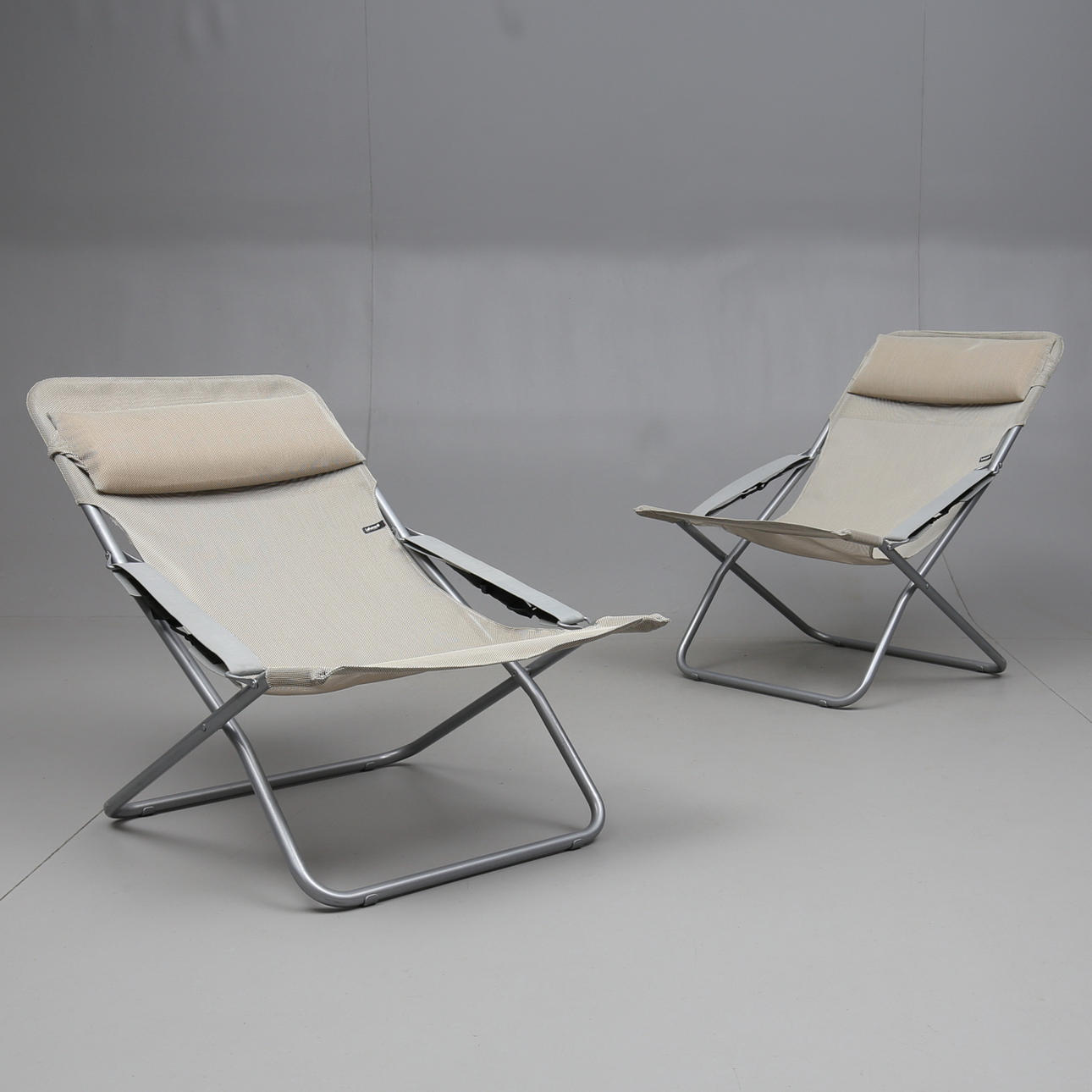 SOLSTOLAR, 1 par, Lafuma, Frankrike, samtida.