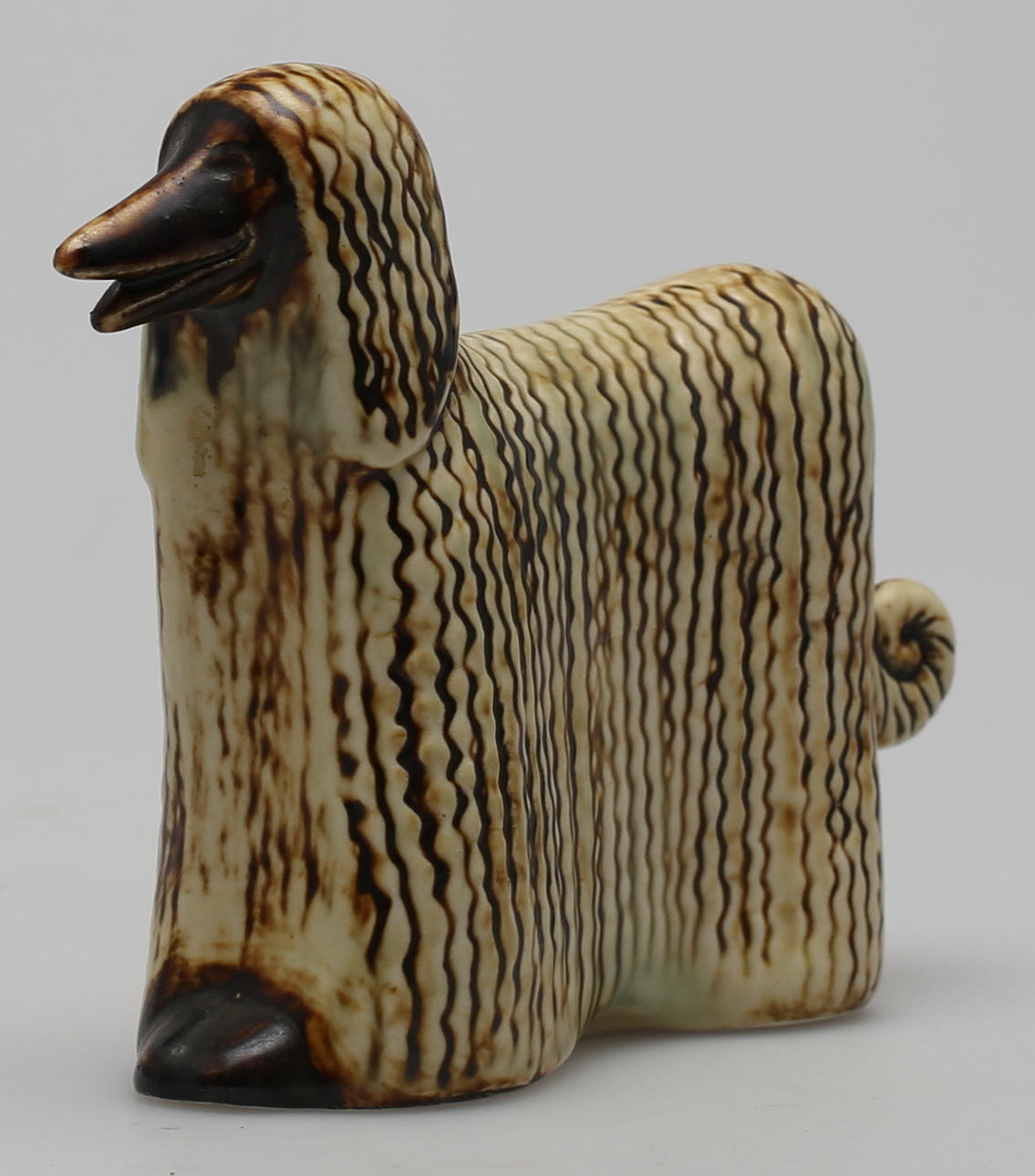 LISA LARSON. Figur. Hund, Steingut. Gustavsberg.