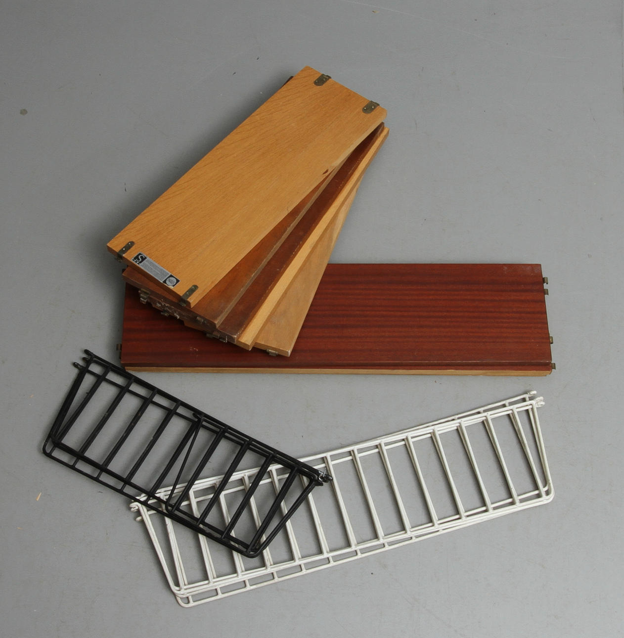 HYLLSYSTEM, "Stringhyllan", design Nils Strining, 1900-tal.