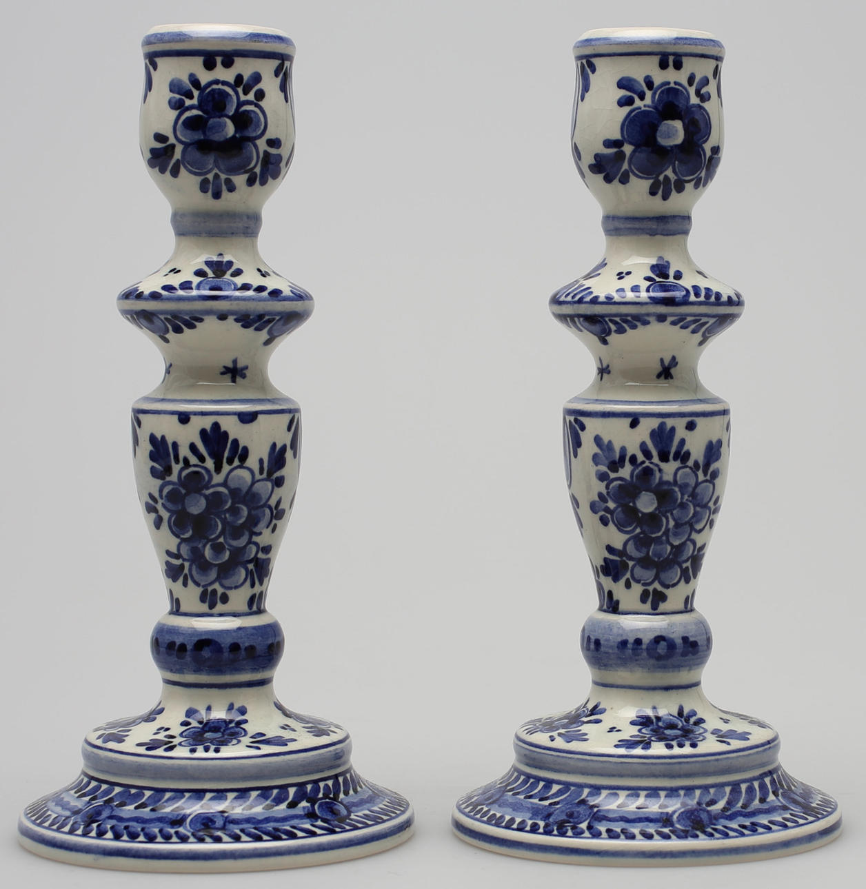 PARTI PORSLIN, Delft, 1900-talets andra hälft.