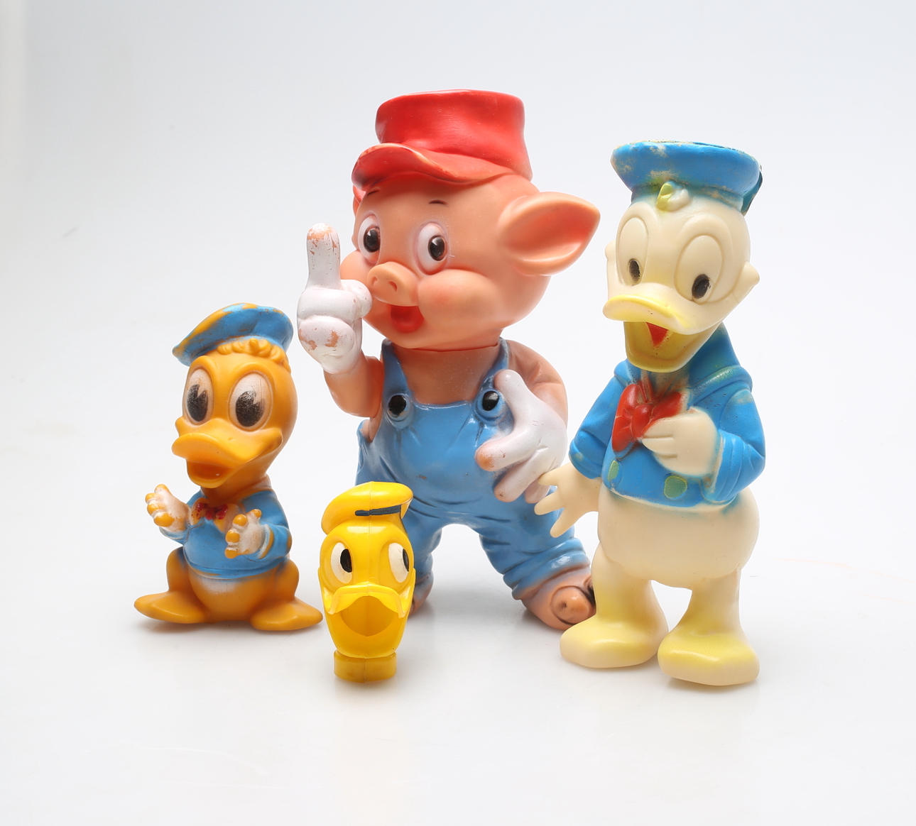 SPIELZEUG, Plastik, Walt Disney-Figuren.