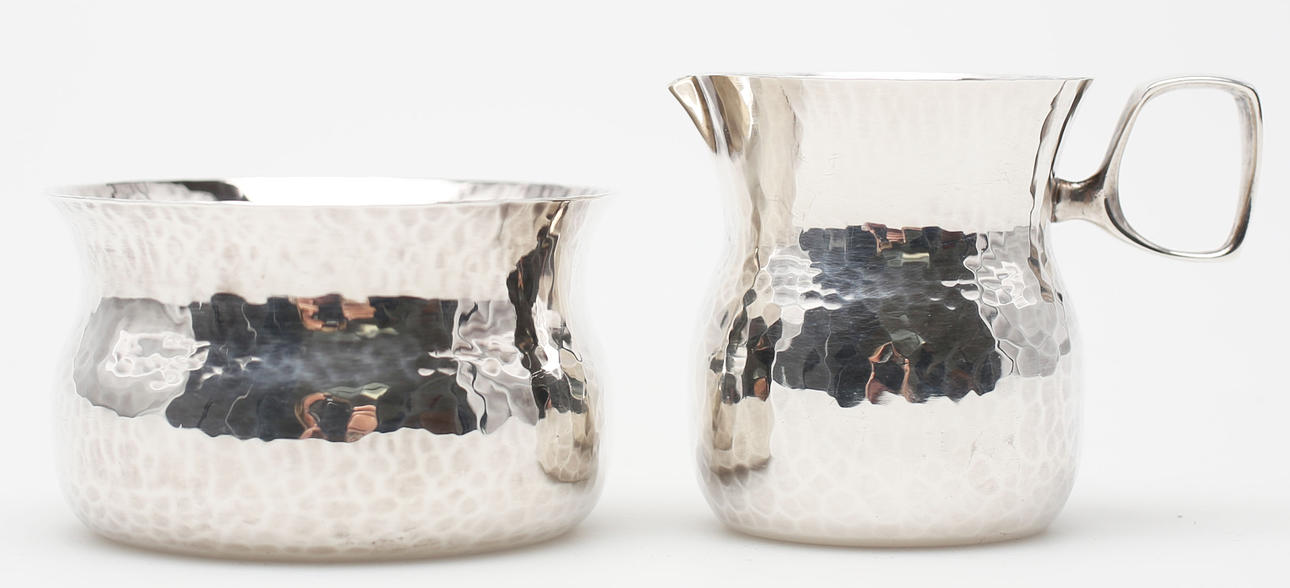SOCKERSKÅL OCH GRÄDDKANNA, silver, "Drottningholm", Eric Löfman, 1969-1970, MGAB.