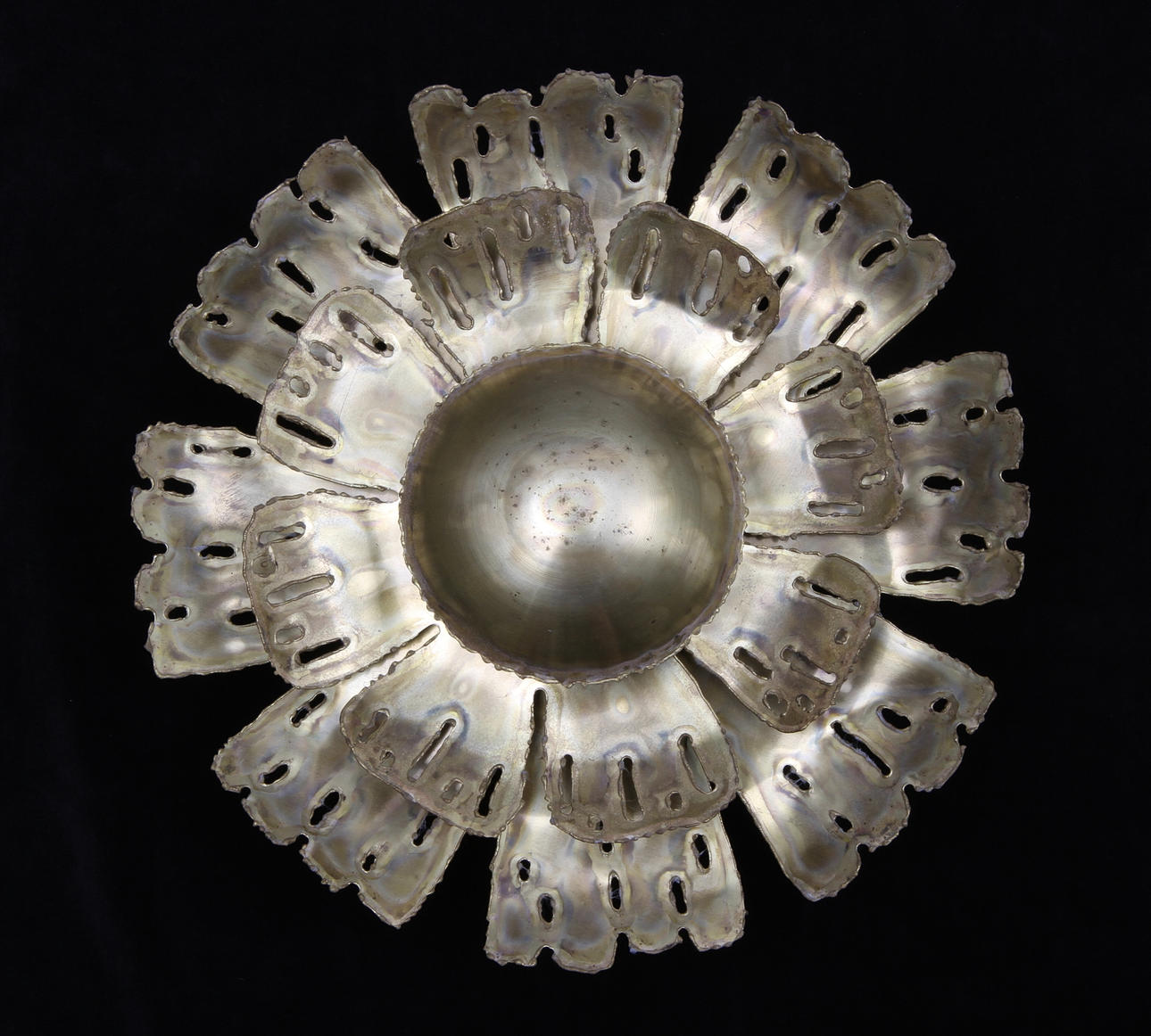 TAKLAMPA, Holm-Sorensen & Co, Danmark, 1900-talets andra hälft. Diameter ca 45 cm.