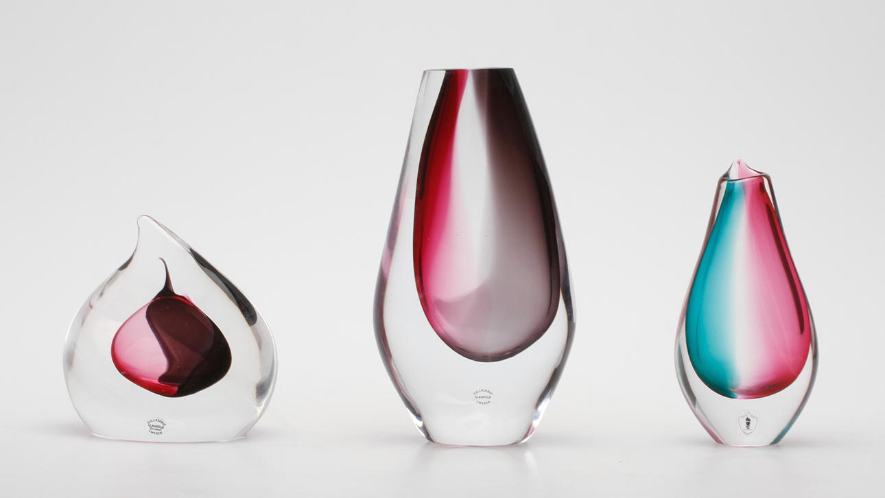 GLASFÖREMÅL, 3 delar, Gullaskruf.