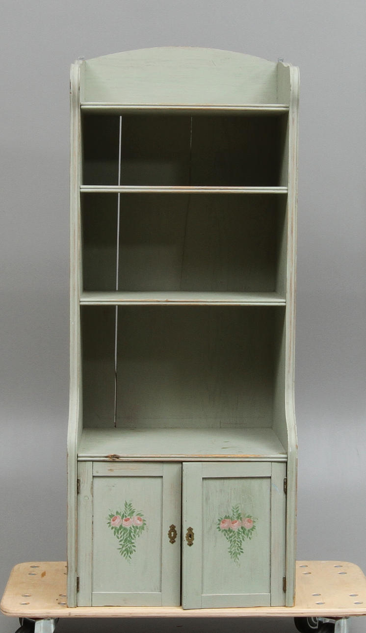 VÄGGHYLLA, jugend, 1900-talets början.