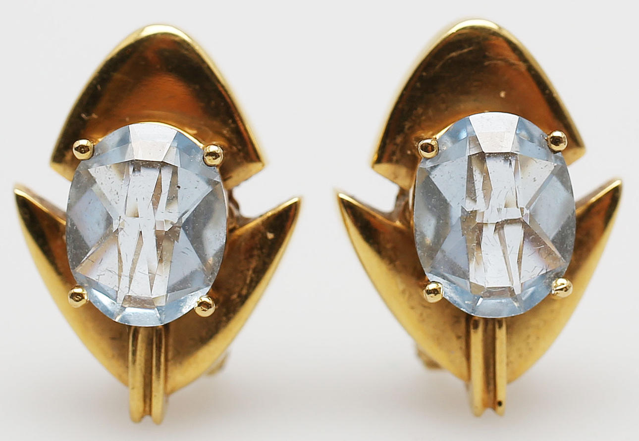 ÖRHÄNGEN MED TOPASER, ett par, rödguld, 18K.