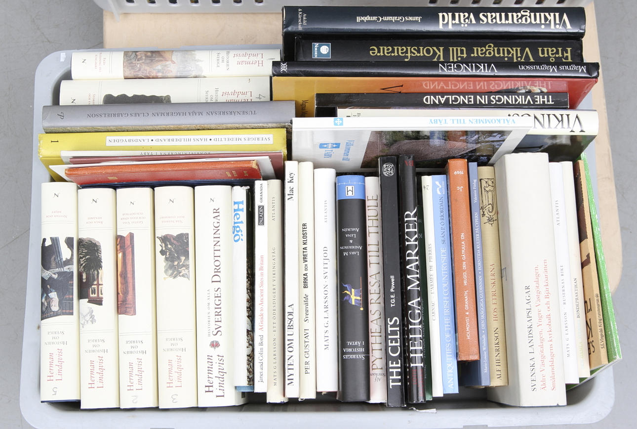 HISTORIELITTERATUR, ca 35 delar, mestadels svensk historia.