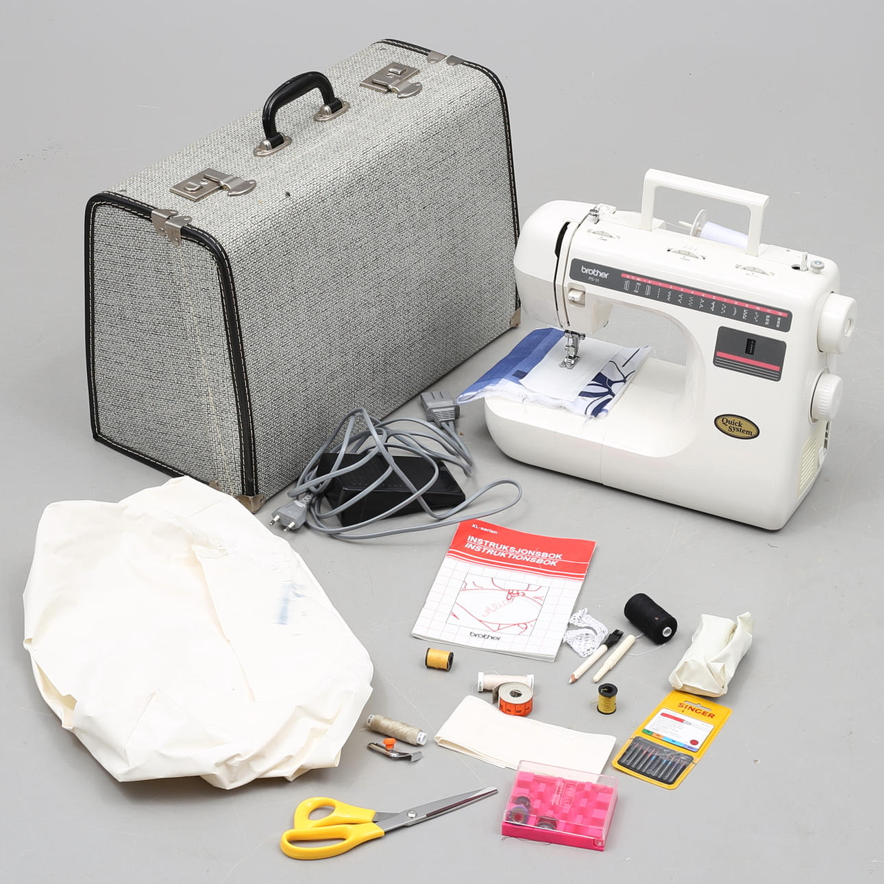 MAQUINA DE COSER, Brother PS-31.