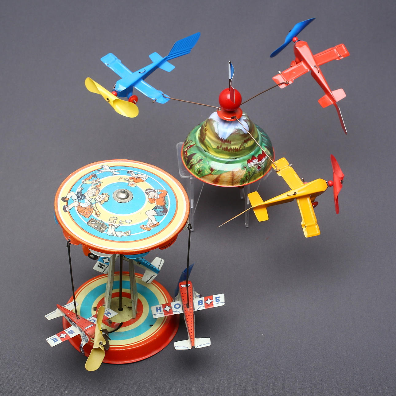 AIRPLANE CAROUSEL 2 pieces, 1950s.