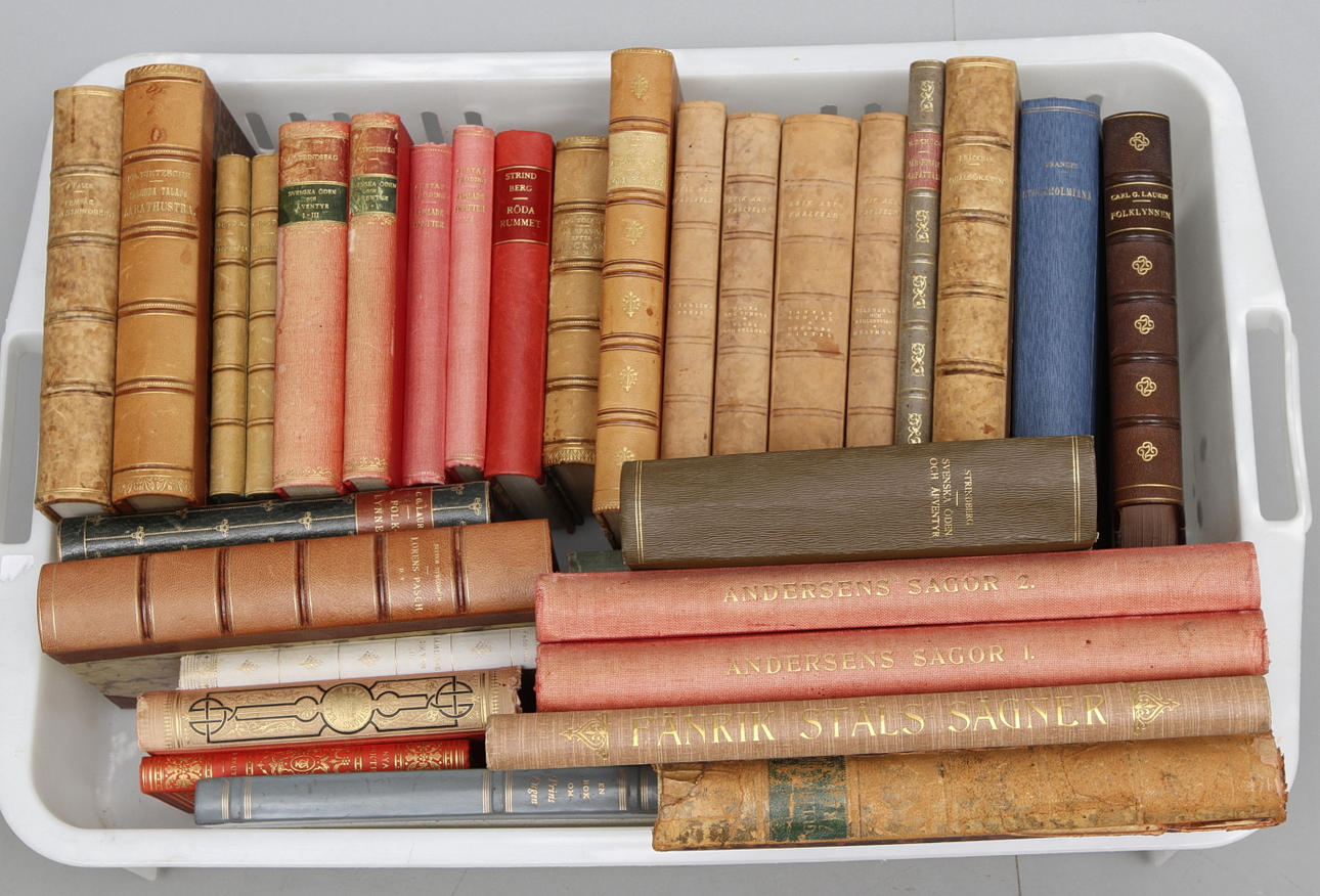 BLANDAD LITTERATUR, 30 delar.