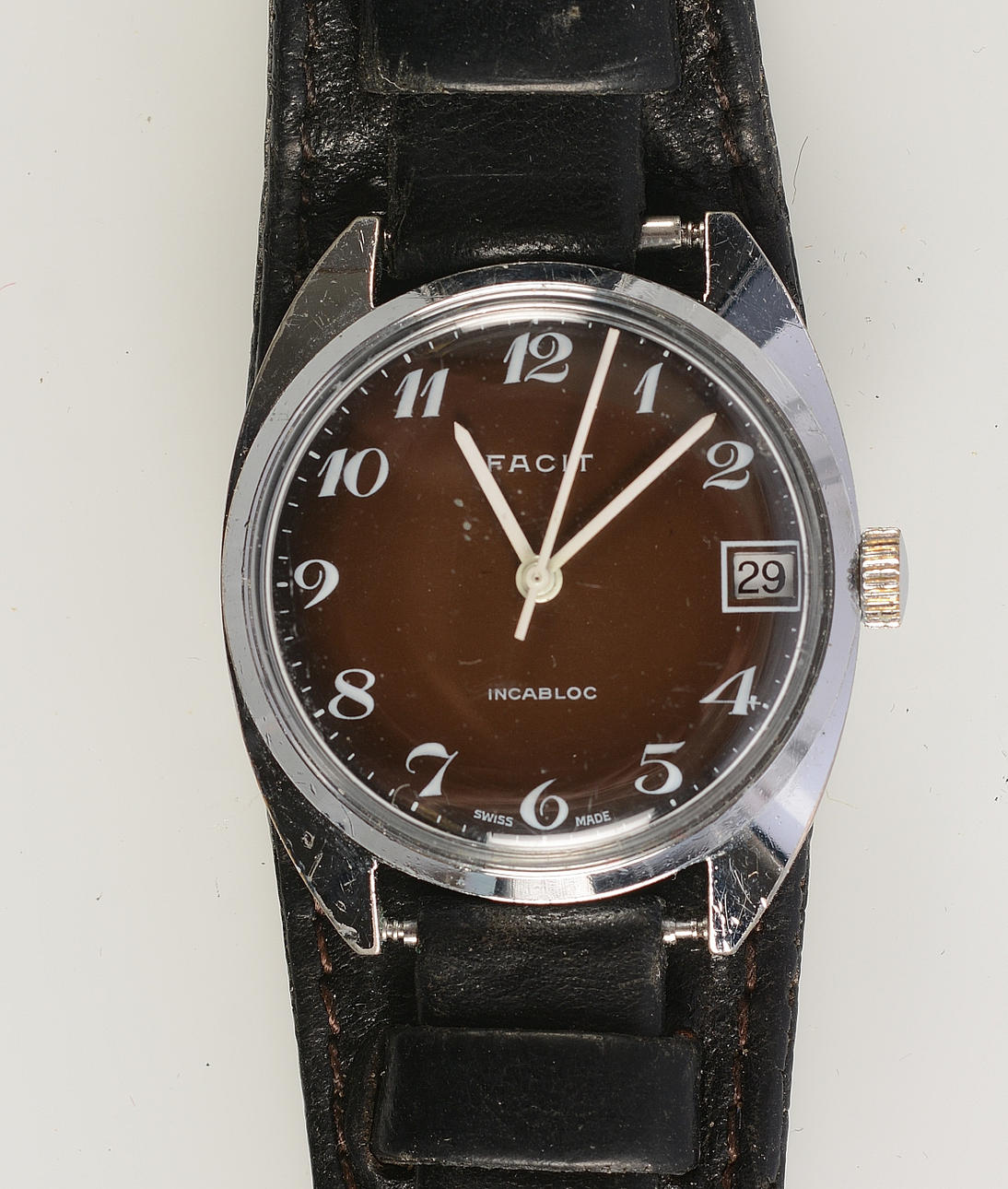 HERRARMBANDSUR, Facit.