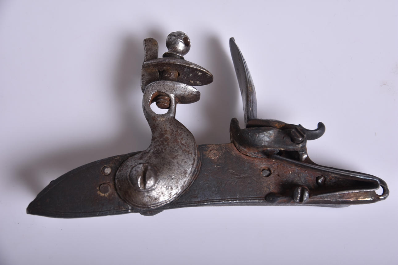 FLINT LOCK 18th century.