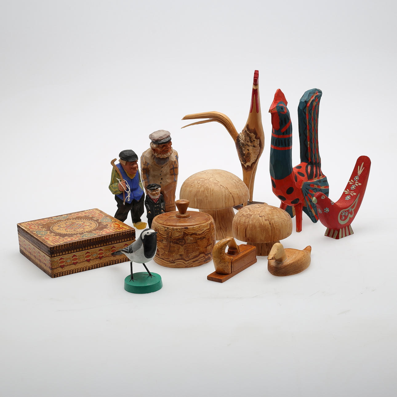 TRÄSKULPTURER, m.m, 1900-tal.