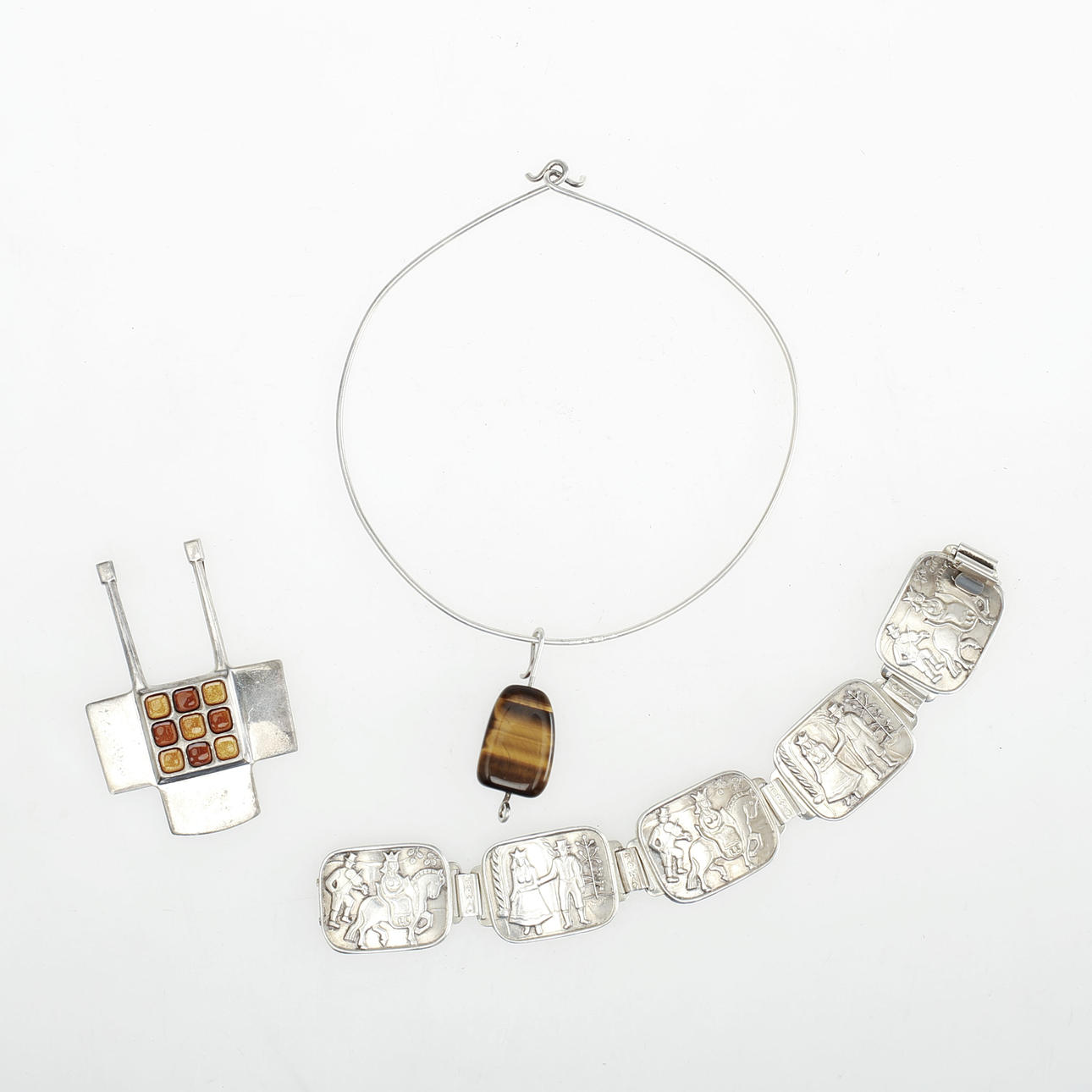 PENDANT David Andersen, BRACELET Norway and NECKLACE Tesi, silver.