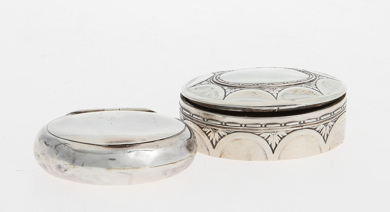 DOSOR, 2 st, silver, ca 65 gram.