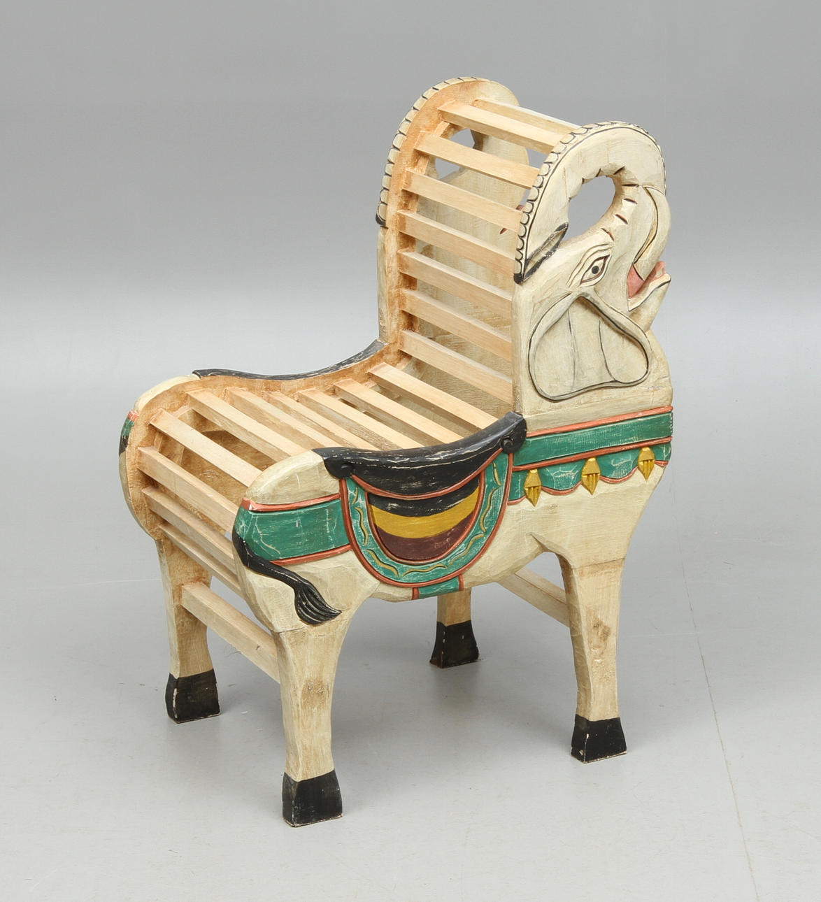 STOL, orientalisk, 1900-talets andra hälft.