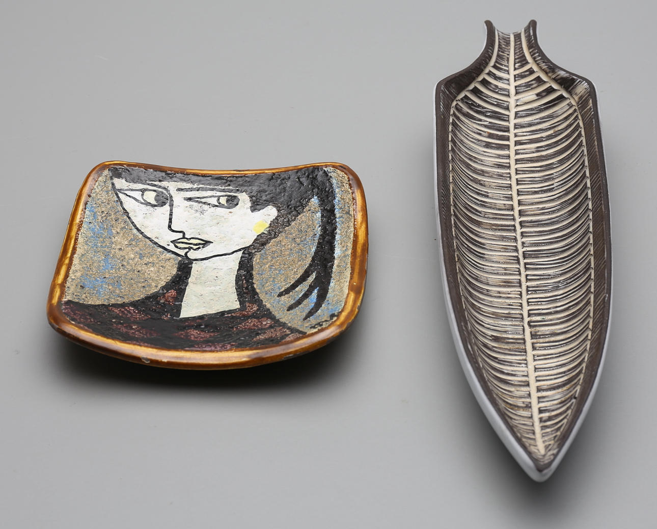 MARI SIMMULSSON. FAT, 2 st, keramik, Upsala-Ekeby.