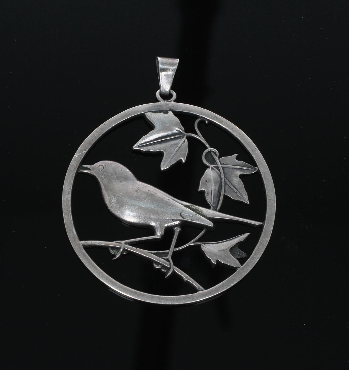 HÄNGE, silver, svensk importstämpel, 1900-tal.