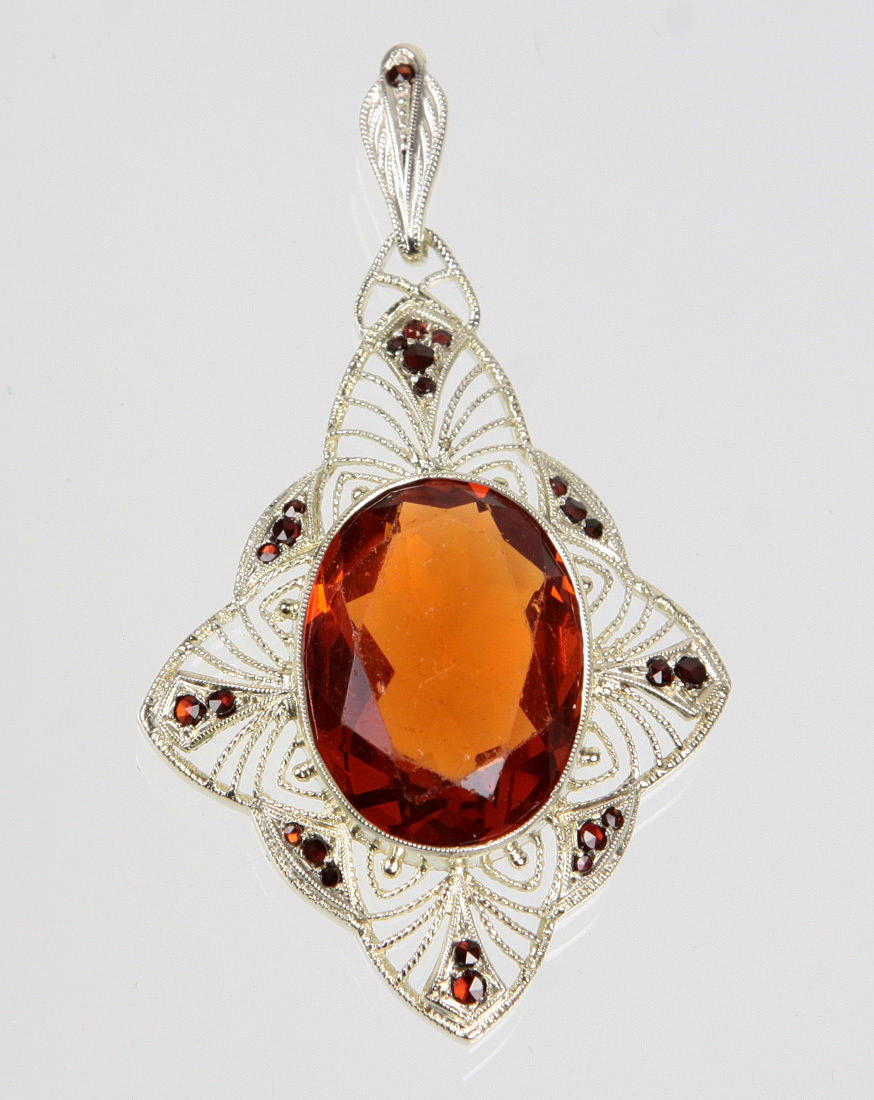 Filigran hänge omkring 1920, silver 800.