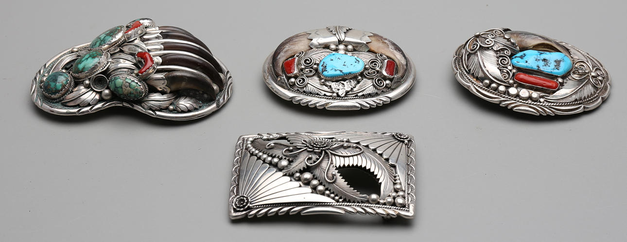 BÄLTESSPÄNNEN, 4 st, silver, 426 g inklusive stenar.