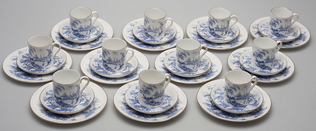 KAFFESERVISDELAR, 22 delar, benporslin, Tuscan Fine English Bone China.
