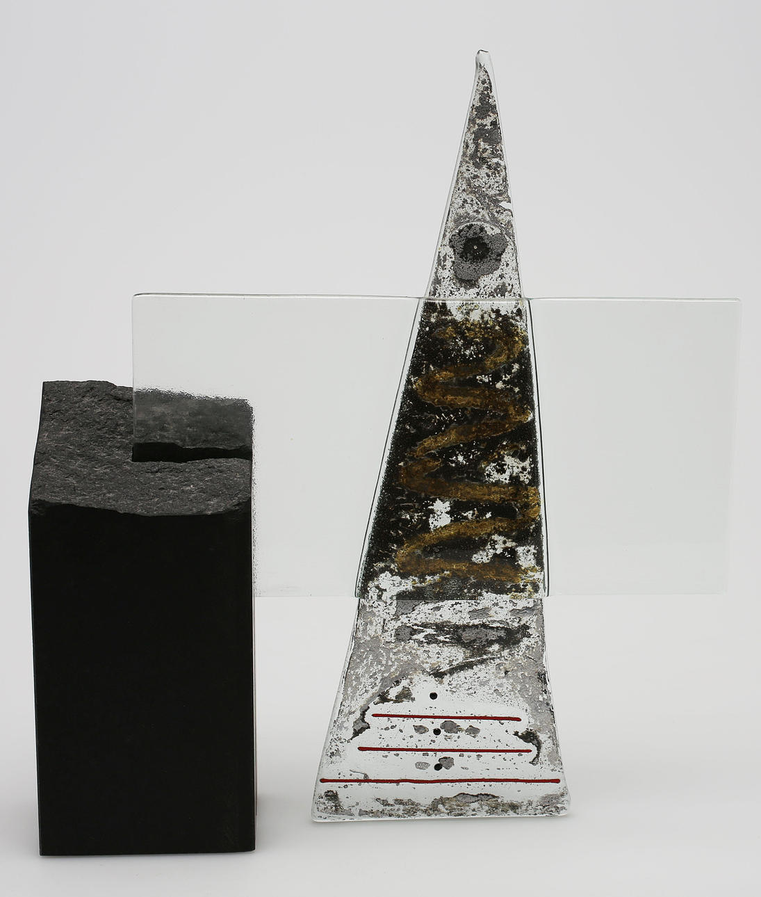 SKULPTUR, sten/ glas, Brigitte Linde.