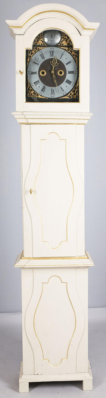 GOLVUR, vitlackerat trä, ca 1900.