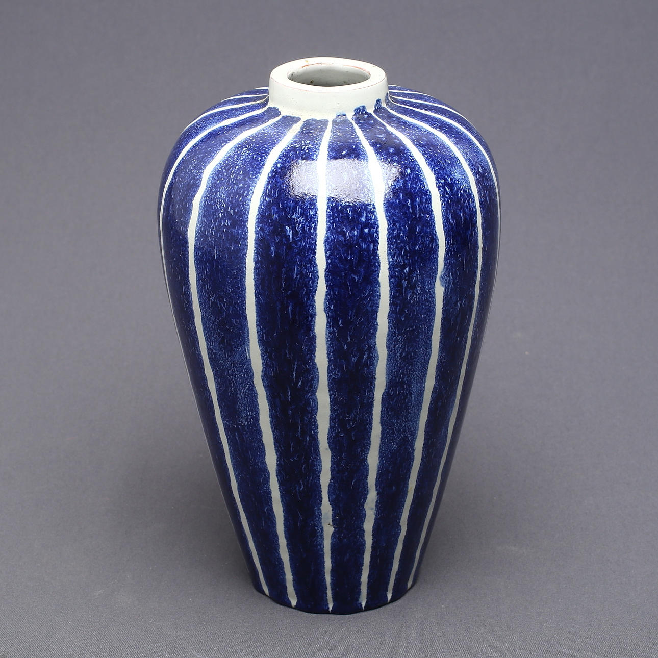 VAS, keramik, Ingrid Atterberg, Upsala-Ekeby, 1900-tal.