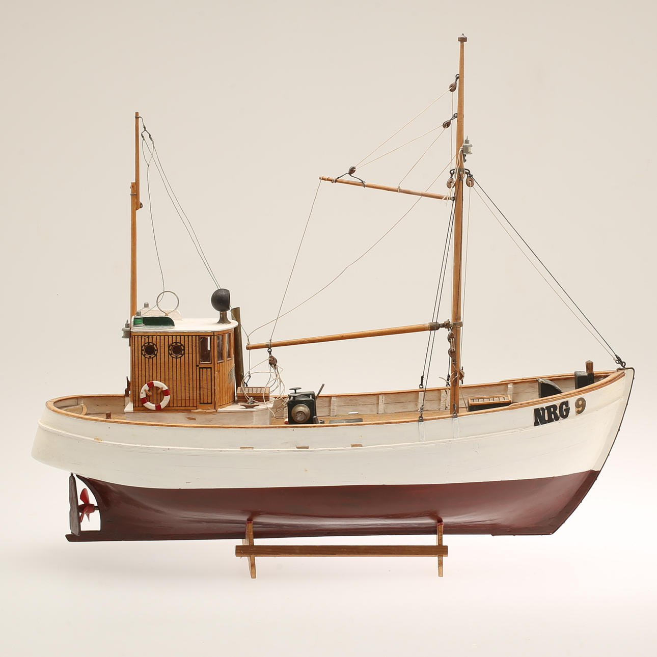 Model boat, wood, 1900s.