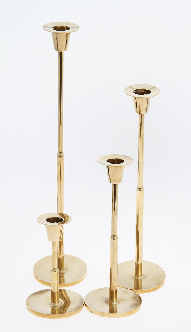 LJUSSTAKAR, 4 st, mässing, Olof Kolte, Skultuna 2001.