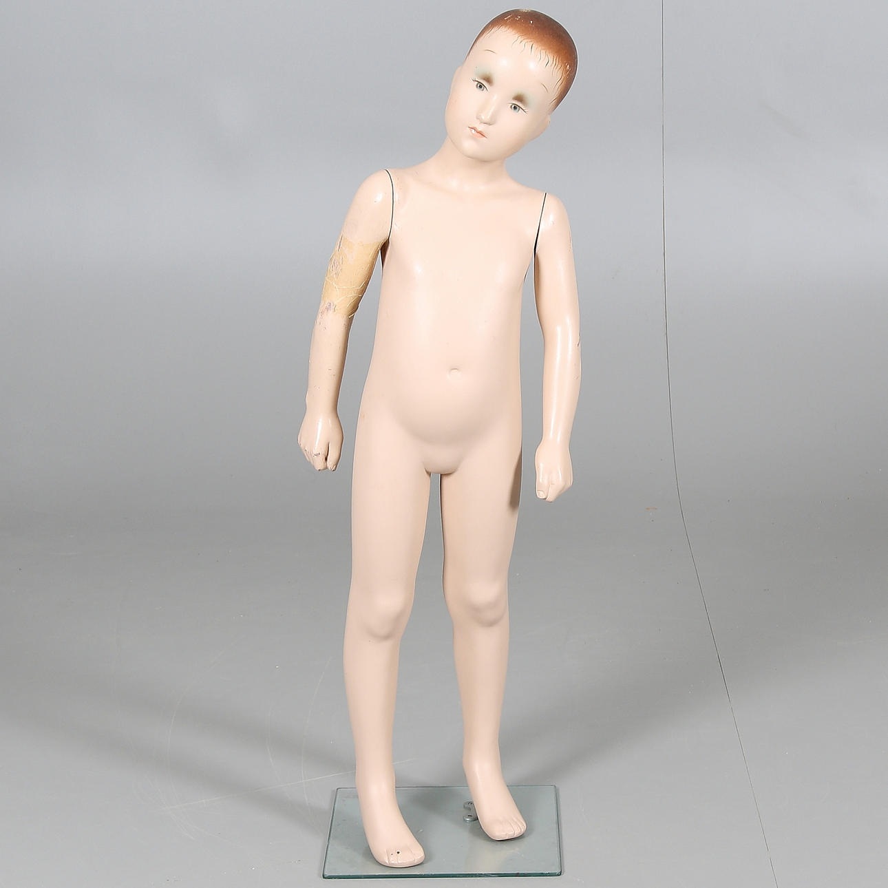 MANNEQUIN, child, mid 20th century.