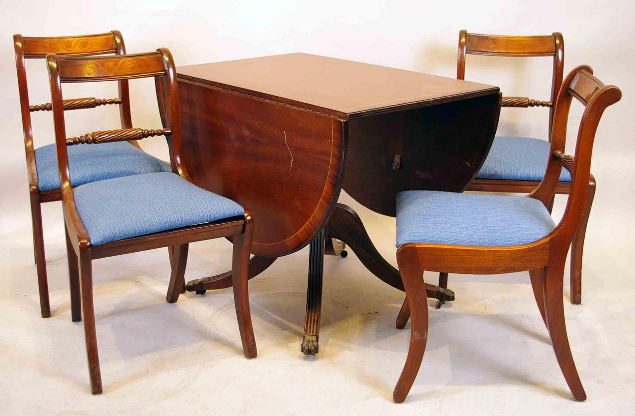 MATSALSGRUPP, mahogny, engelsk stil.