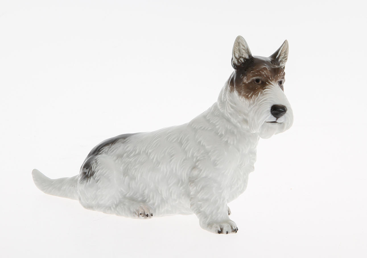 FIGURIN, M.H. Fritz, Rosentahl. Skotsk terrier.