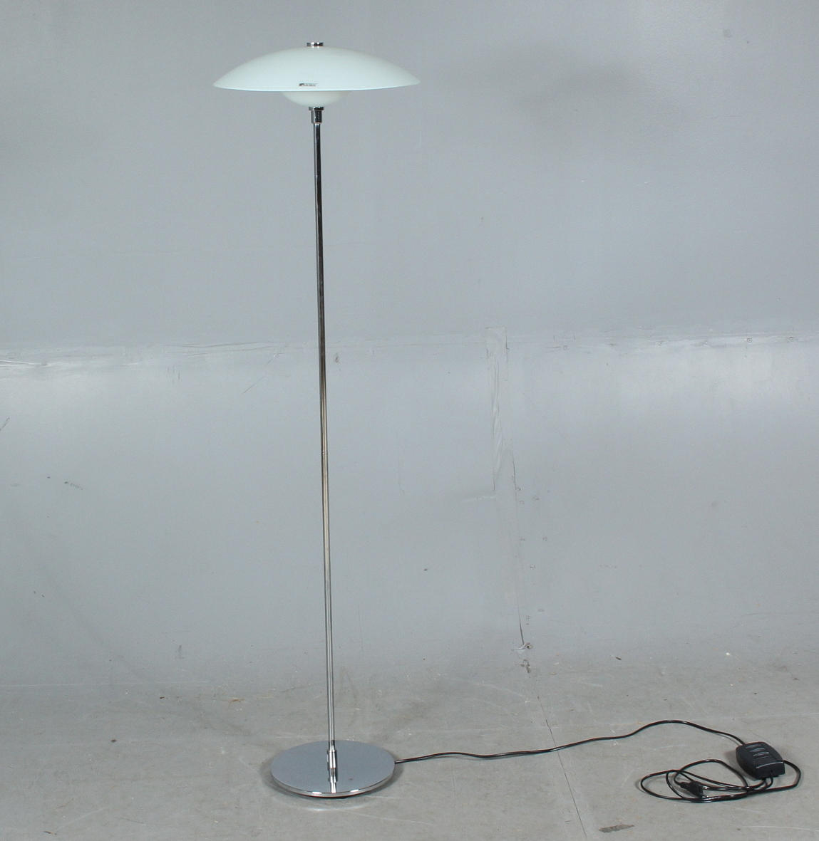 FLOOR LAMP, light studio Horn.