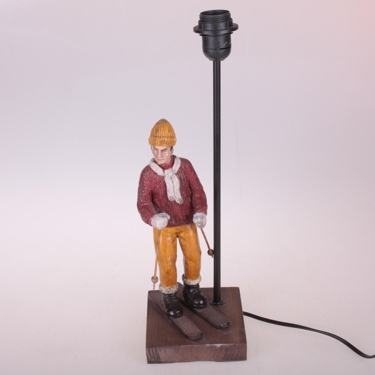 LÁMPARA DE MESA, Esquiador.