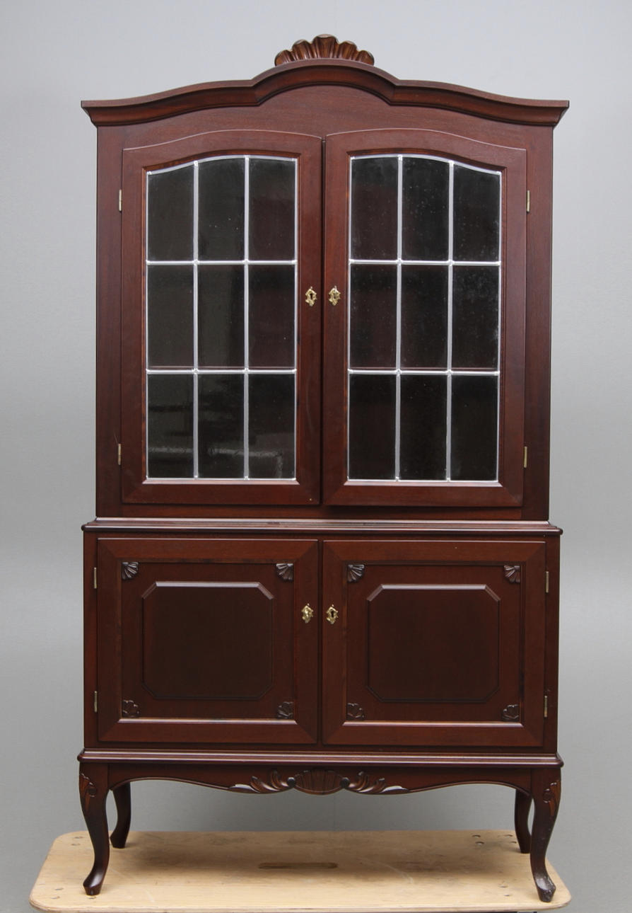 MATSALSSKÅP, rokokostil, 1900 tal.