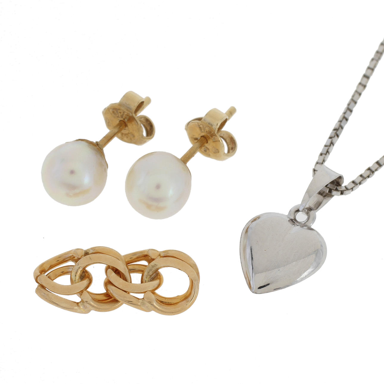 SMYCKEN, 4 delar, 18k guld, 6,3 gram brutto.