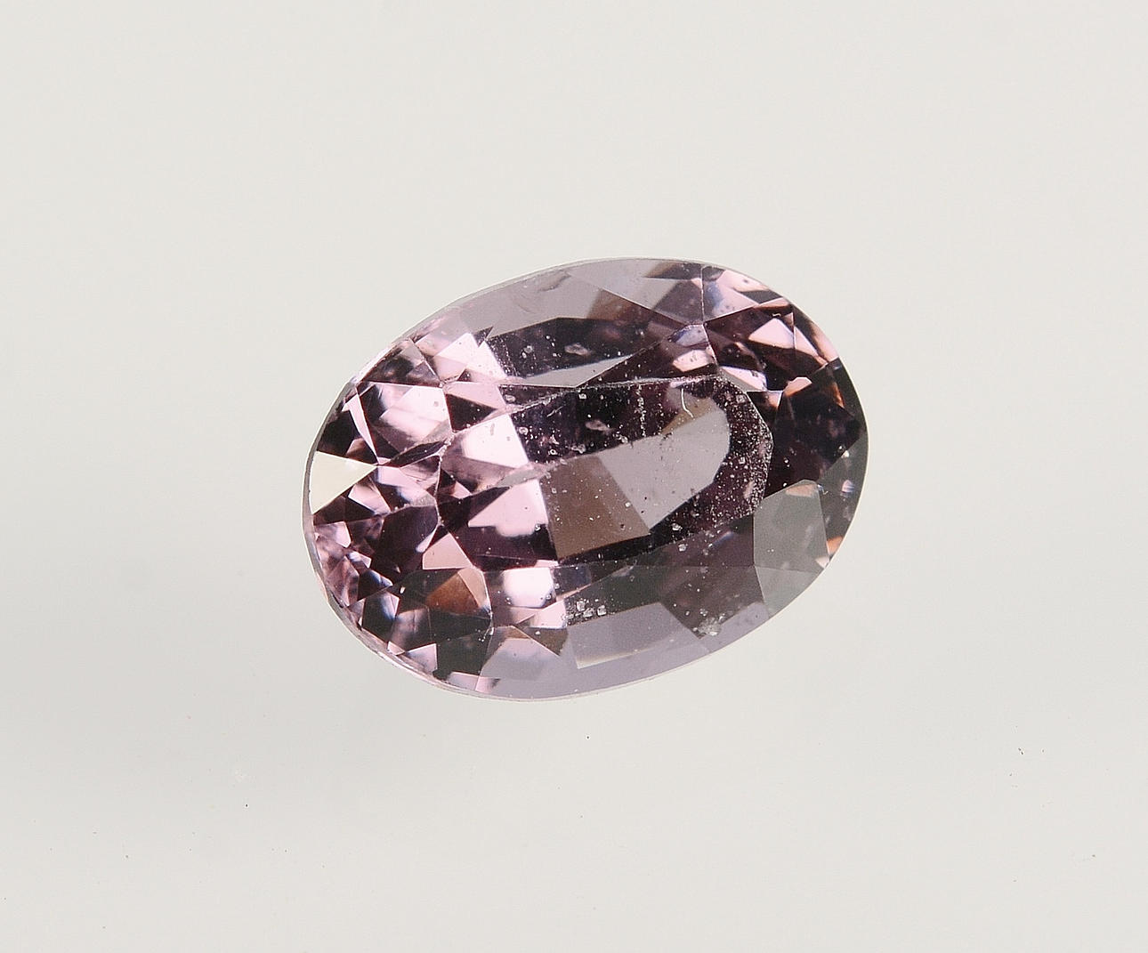 JALOKIVI, violetti Spinelli, n. 1 ct.