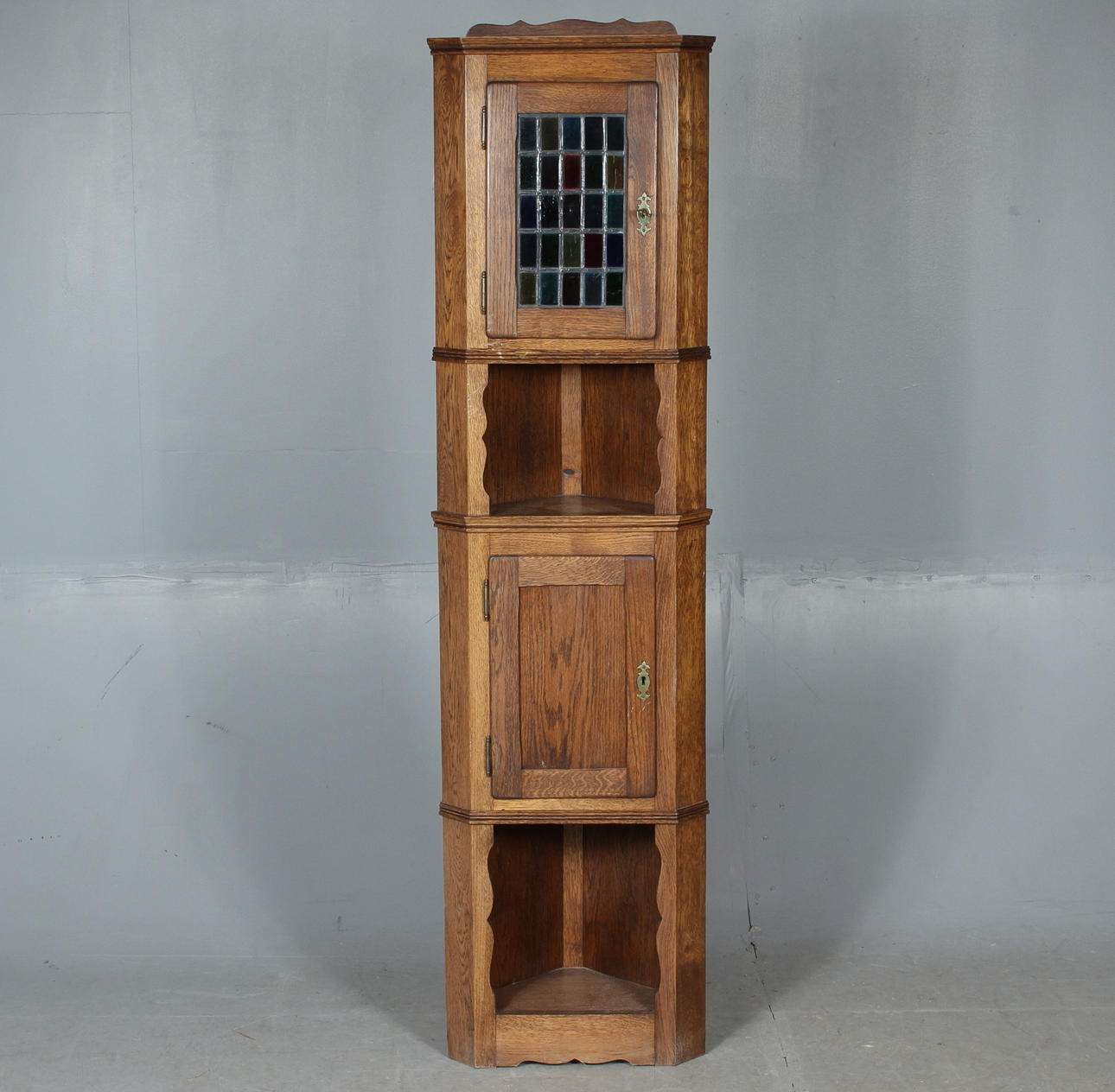 BAR/HÖRNSKÅP, ek, 1970-talet.